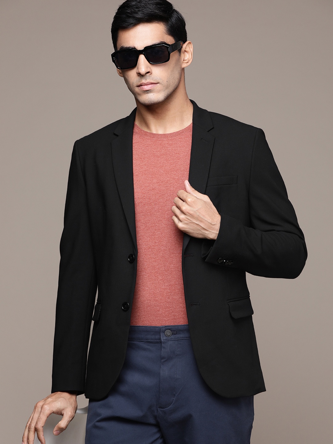 

MANGO MAN Black Solid Super Slim Fit Single-Breasted Sustainable Smart Casual Blazer