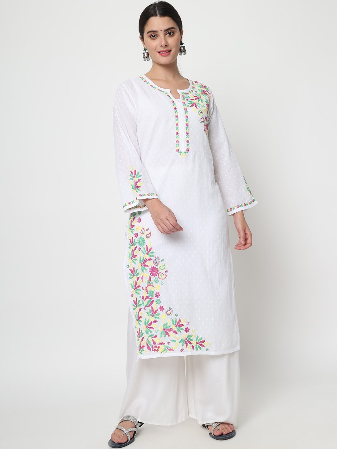 

PARAMOUNT CHIKAN Women White Ethnic Motif Embroidered Chikankari Cotton Kurta