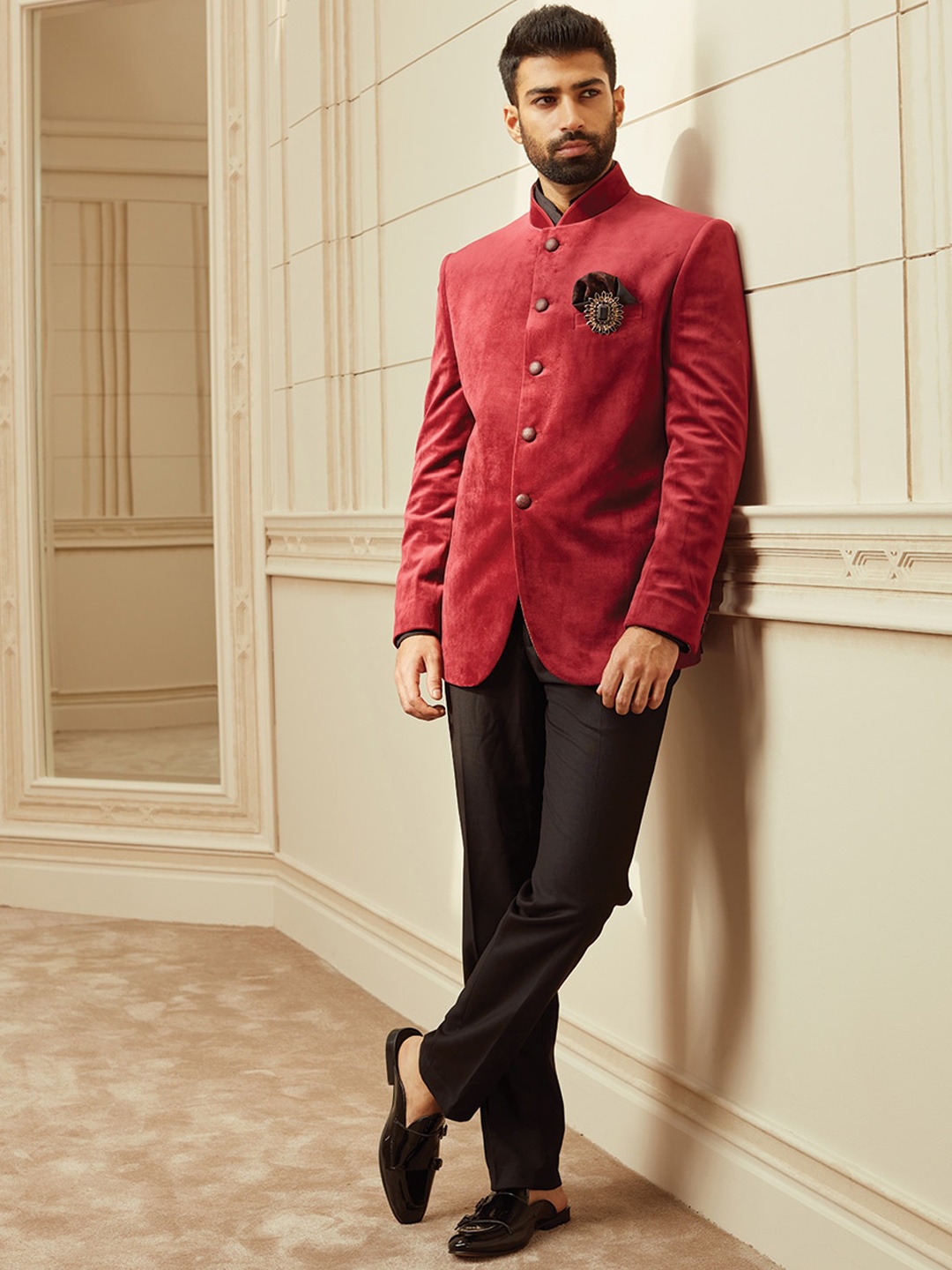 

Tasva Men All Over Velvet Bandhgala With Kantha Work, Maroon