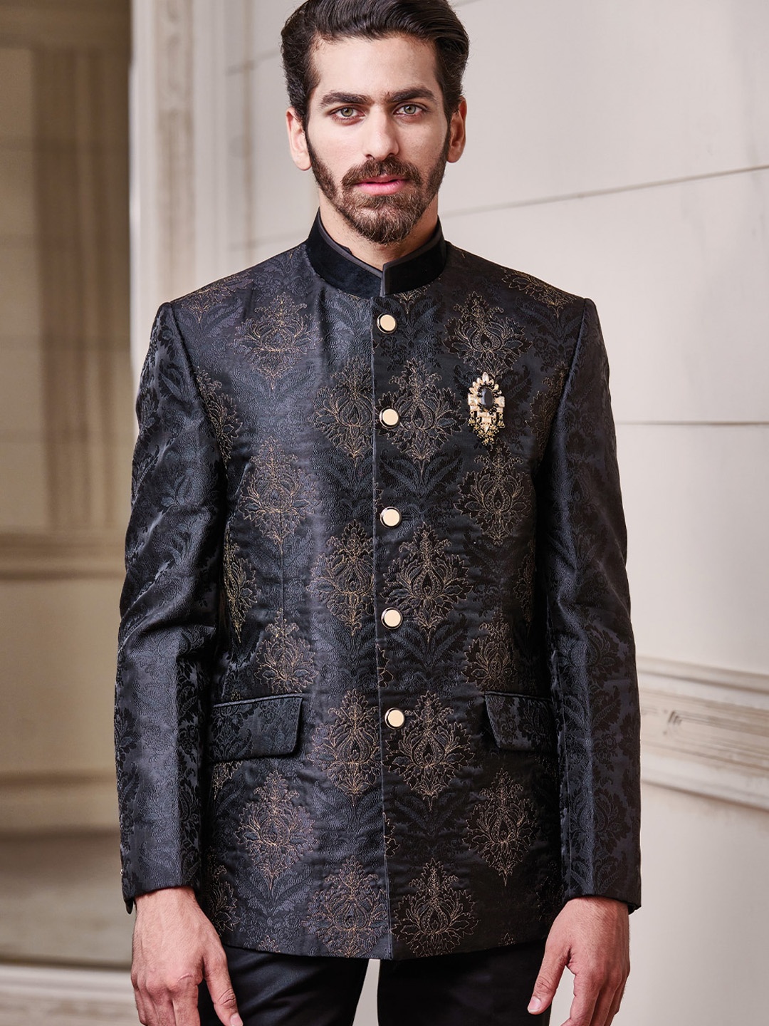 

Tasva Men Zari Highlights 2-Piece Bandhgala Suit, Black