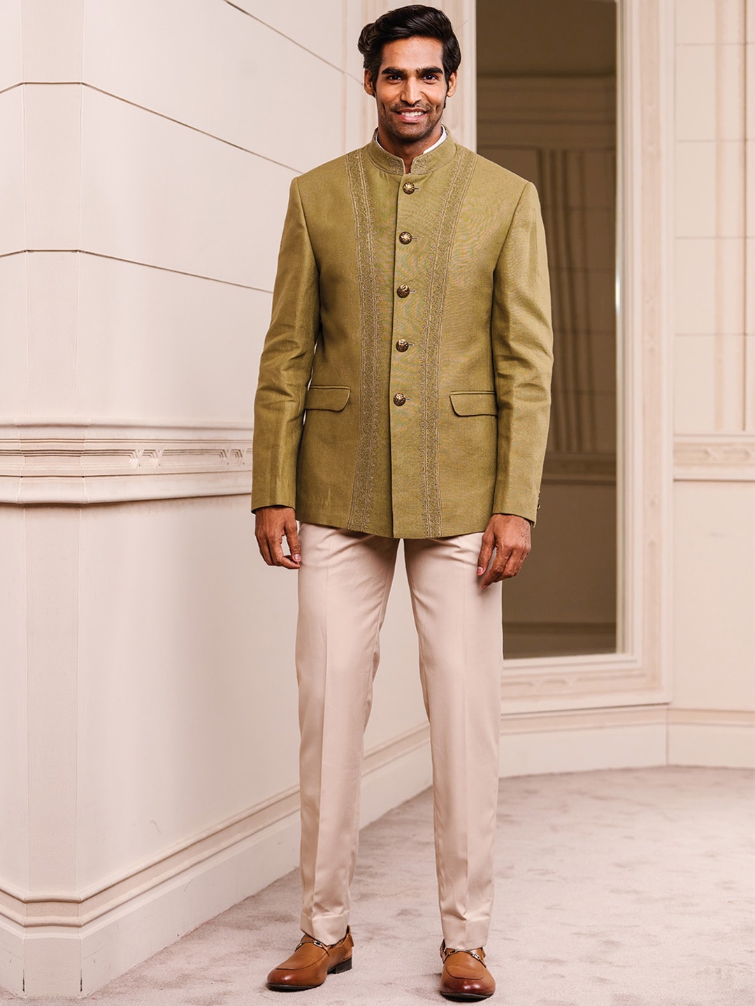 

Tasva Men Front Dori Embroidery Linen Bandhgala Suit, Olive