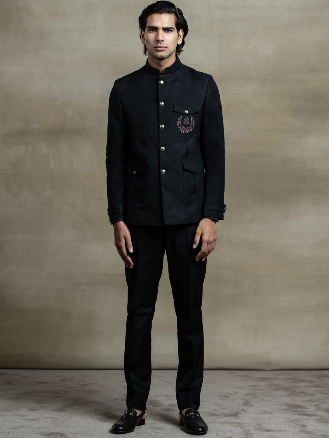

Tasva Men Black Solid Embroidered Detail Linen Bandhgala Set