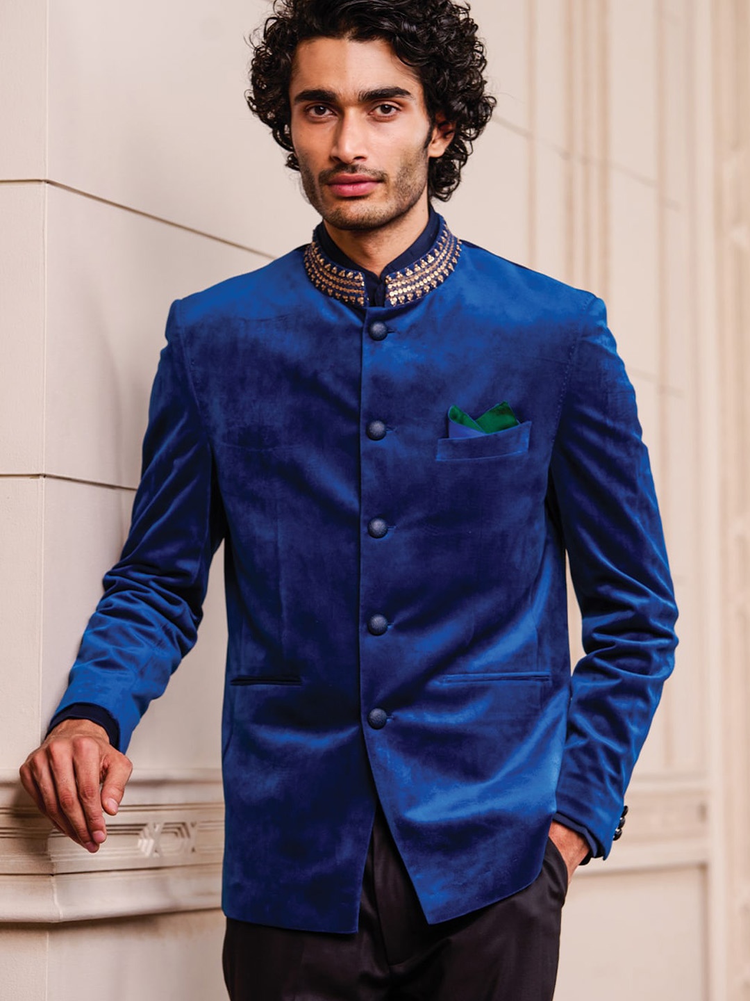 

Tasva Men Zardozi Embroidered Collar Velvet Bandhgala Suit, Blue