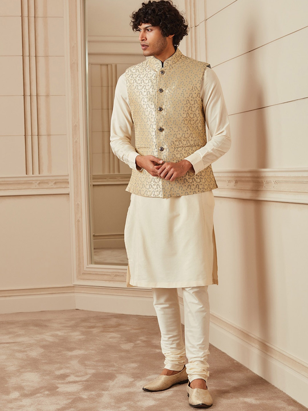 

Tasva Men Cream Coloured Woven Design Nehru Jacket with Metallic Buttons