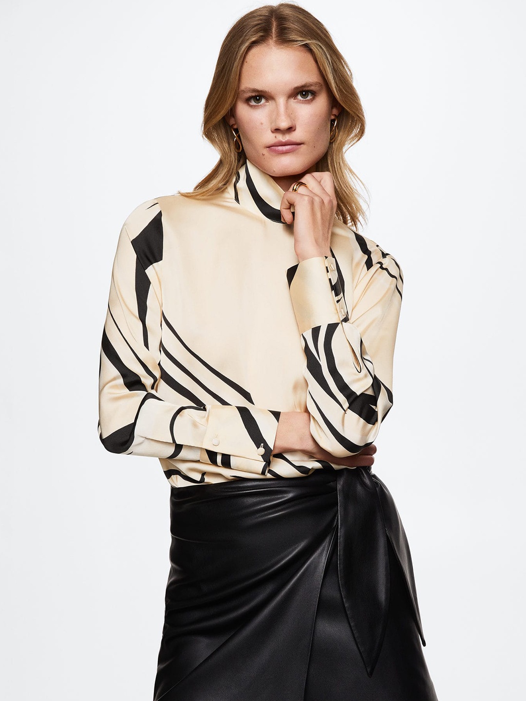 

MANGO Beige & Black Print Top