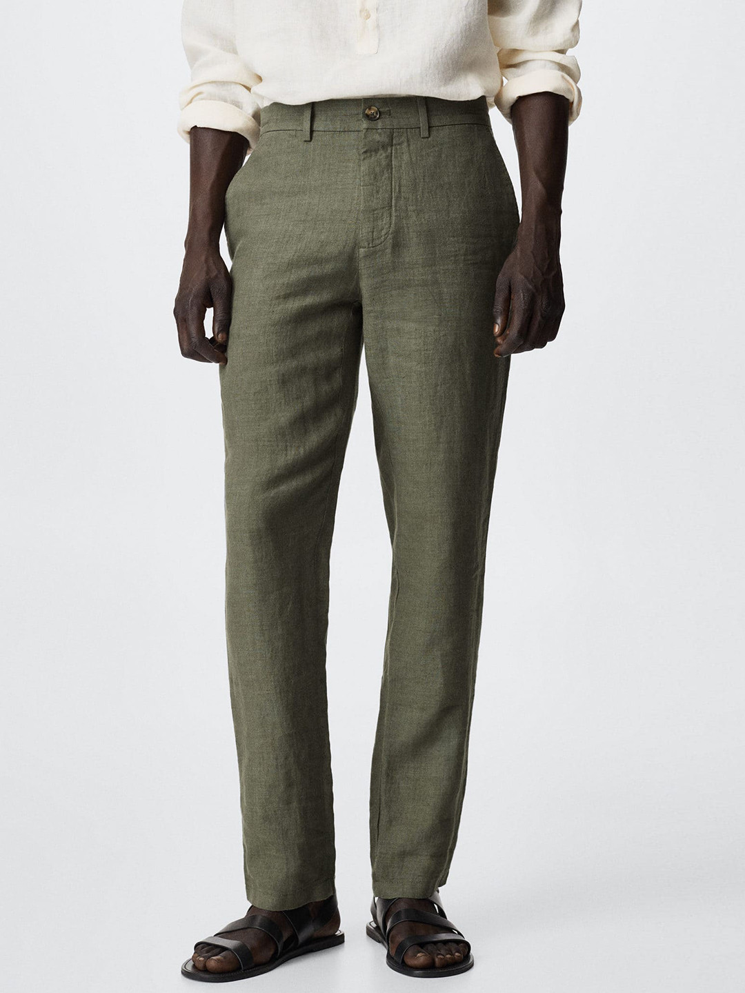 

MANGO MAN Olive Green Pure Linen Solid Trousers