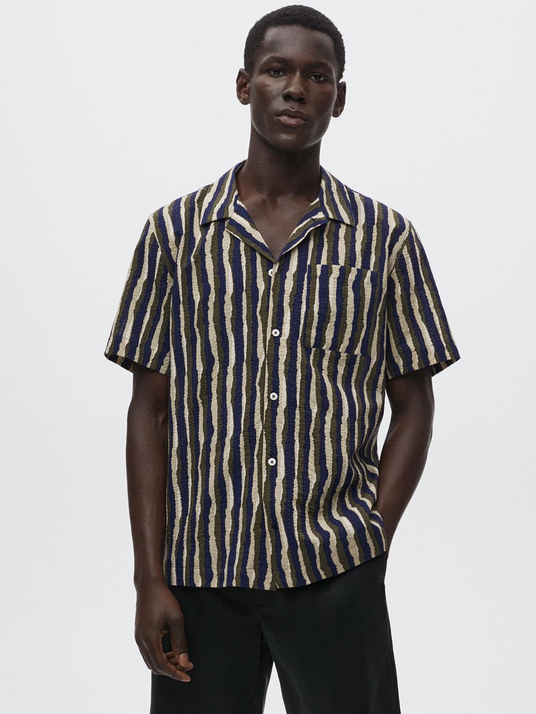 

MANGO MAN Men Navy Blue Striped Casual Shirt