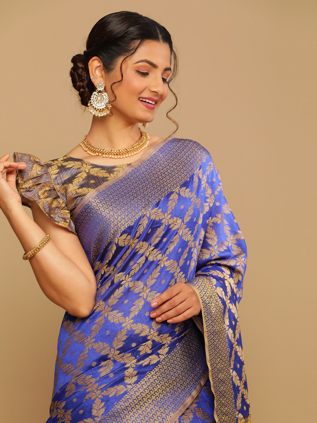 

Satrani Blue & Gold-Toned Floral Zari Silk Cotton Banarasi Saree