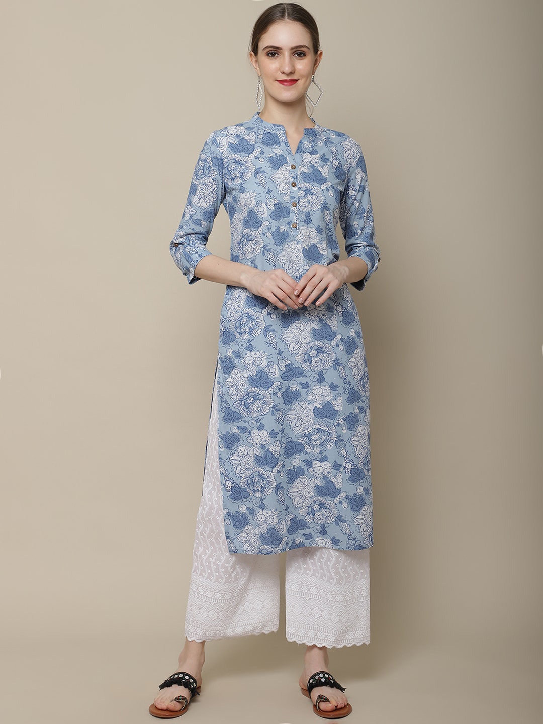 

Sangria Women Blue & White Cotton Floral Printed Kurta