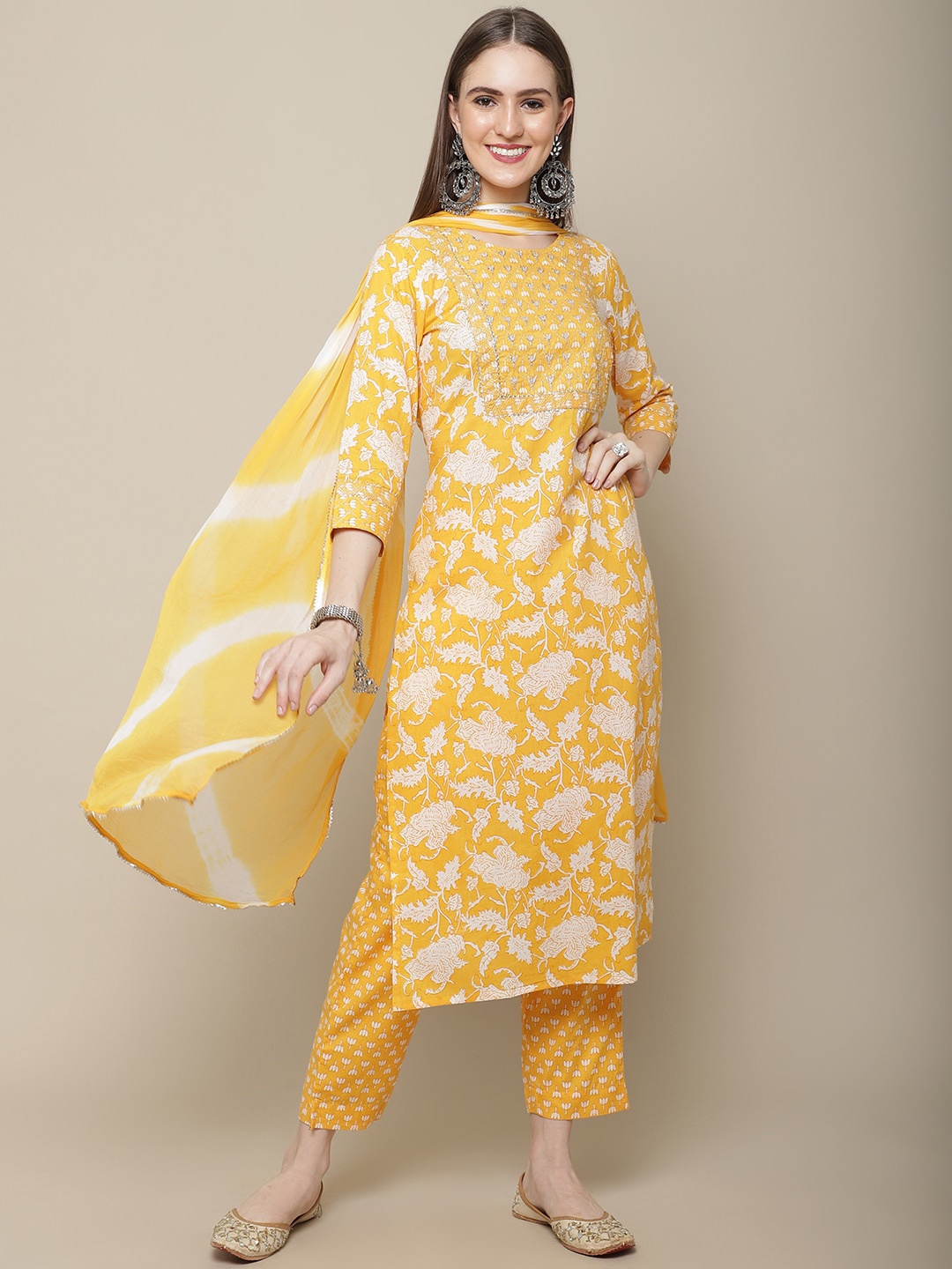 

Sangria Women Floral Printed Pure Cotton Kurta with Trousers & With Dupatta, Yellow