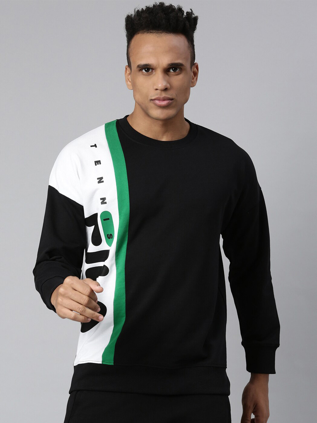 

FILA Men Black Colourblocked Sweatshirt