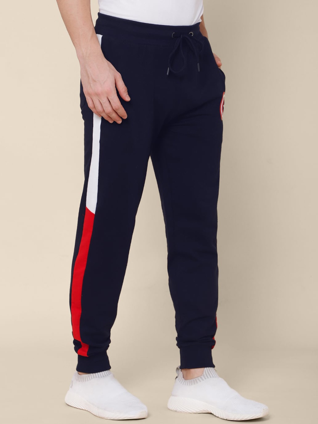 

Free Authority Men Blue Captain America Printed Joggers