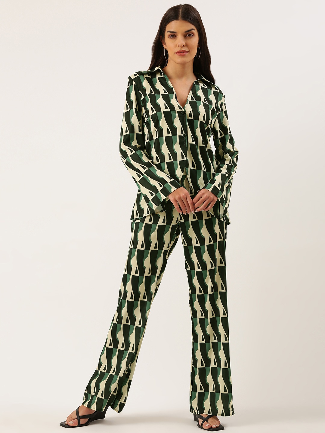 

SHECZZAR Women Green & Beige Abstract Print Shirt & Trousers