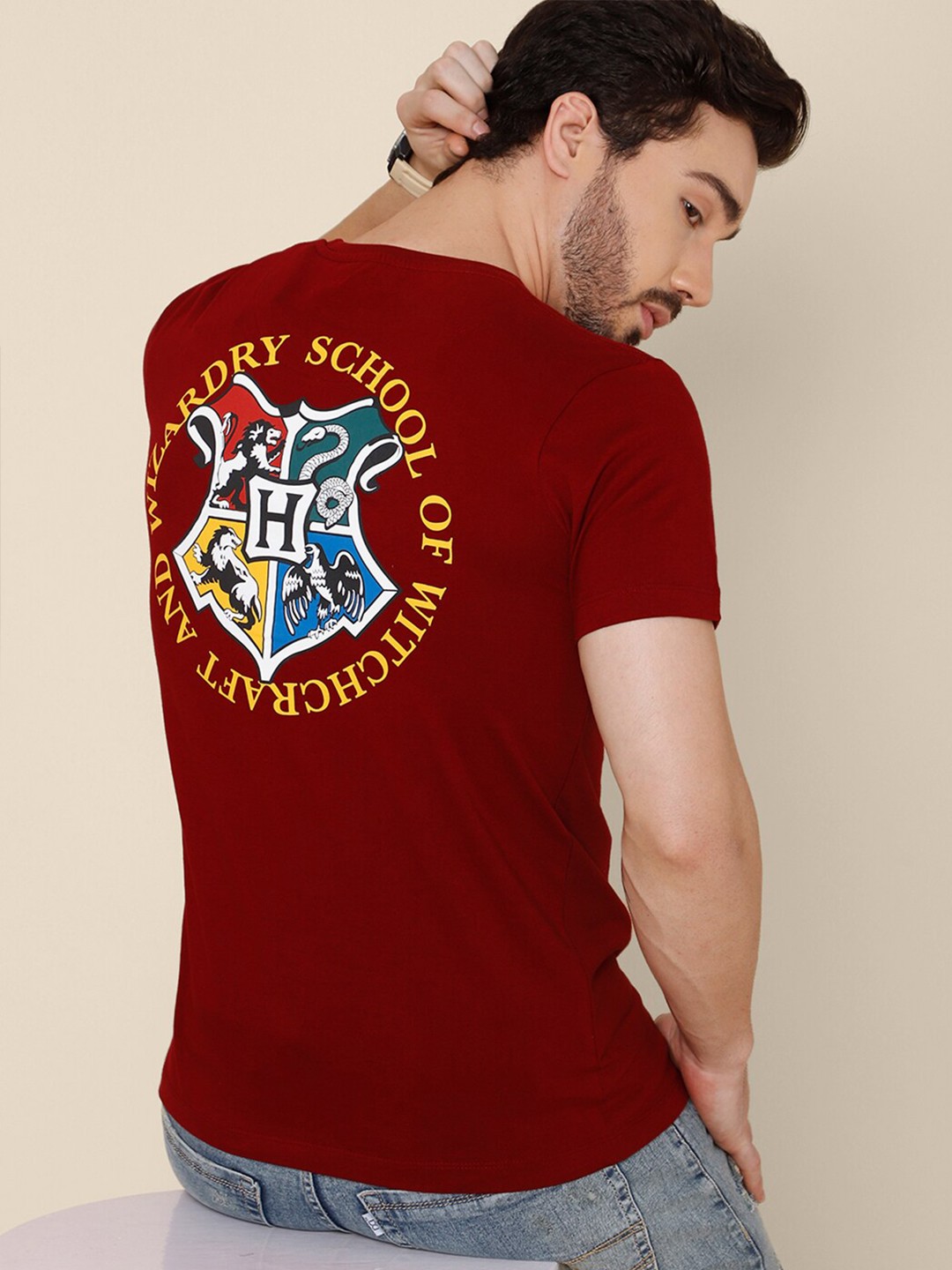

Free Authority Men Red Harry Potter Print Cotton T-shirt