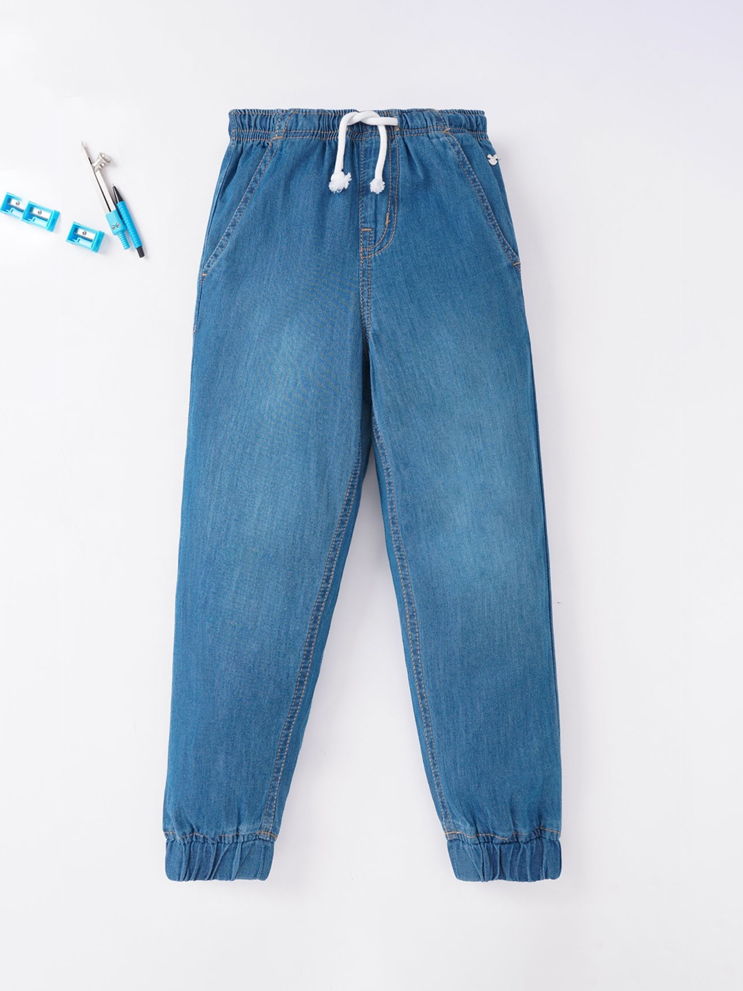 

Ed-a-Mamma Girls Blue Solid Jogger Light Fade Jeans