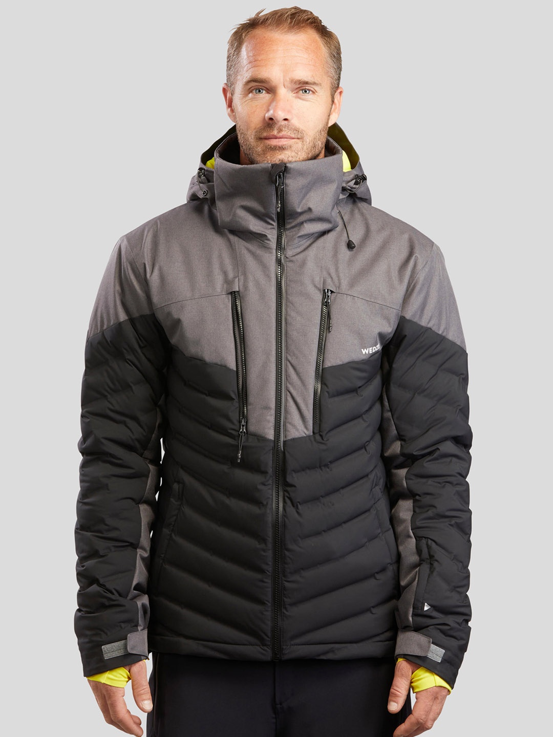 

WEDZE By Decathlon Men Black & Grey Colourblocked Hooded Puffer Jacket