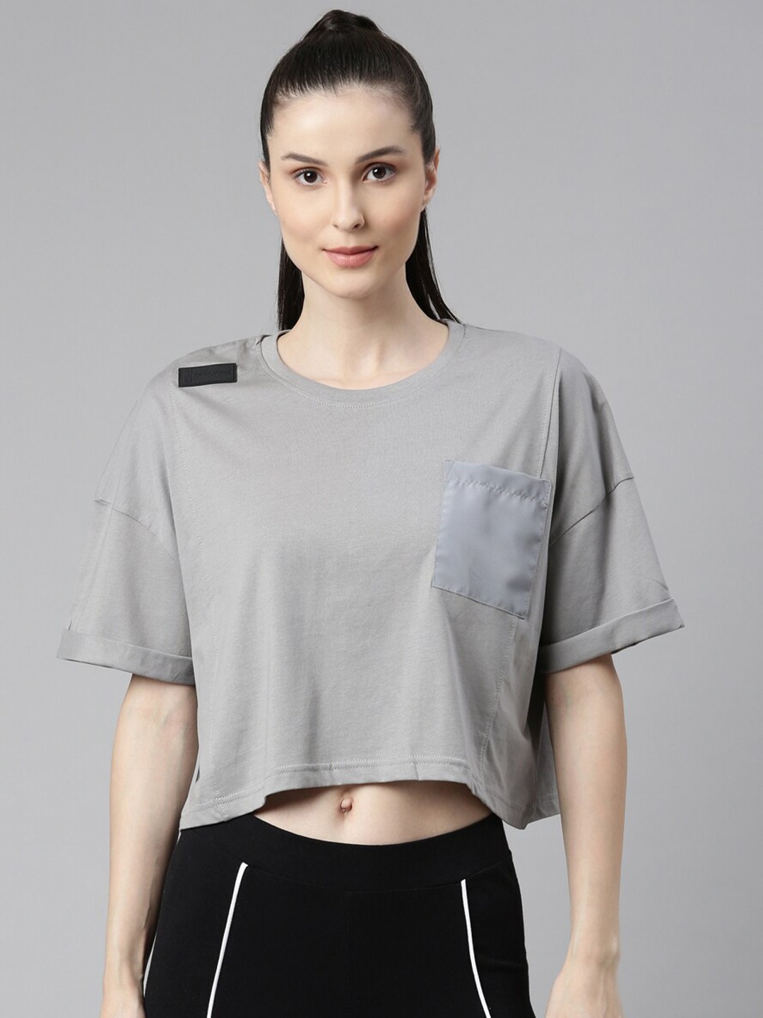 

FILA Women Grey & Black Drop-Shoulder Sleeves Organic Cotton T-shirt