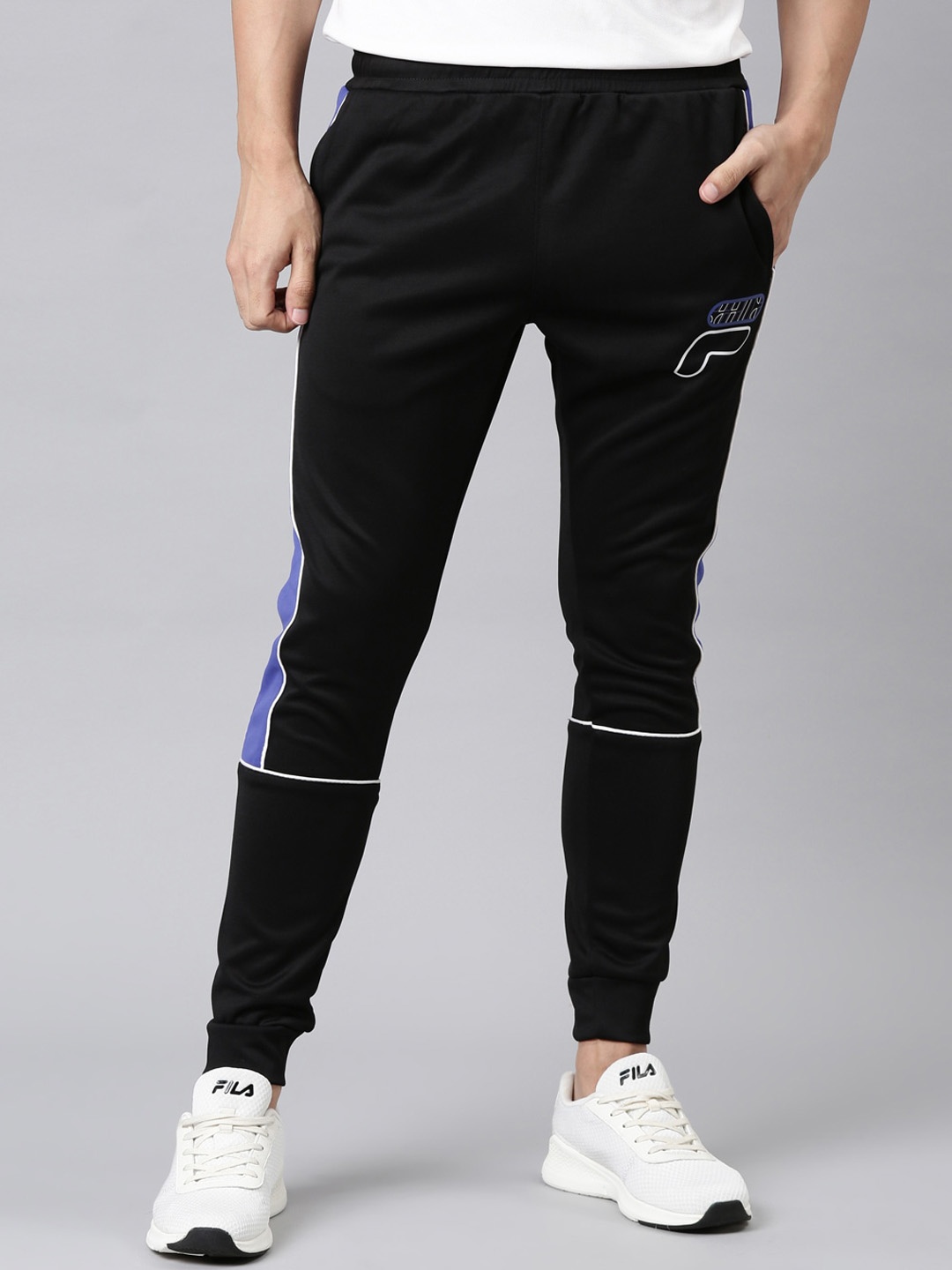 

FILA Men Black & Blue Colourblocked Sports Joggers