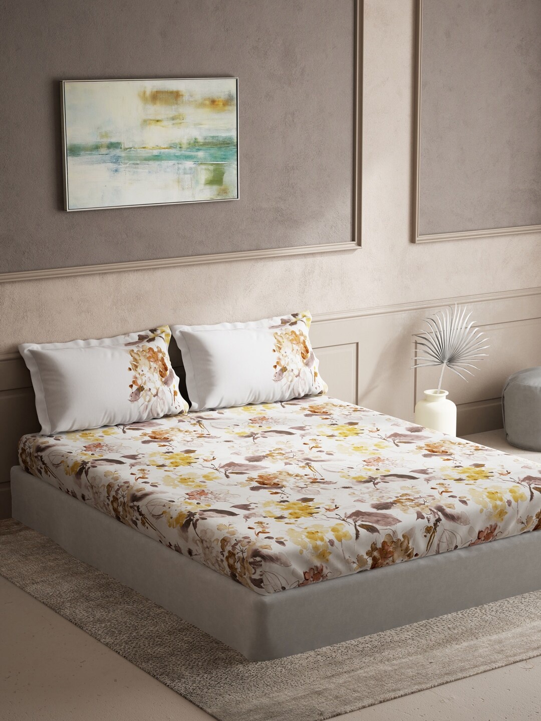 

DDecor Floral 144 TC Queen Bedsheet with 2 Pillow Covers, Brown