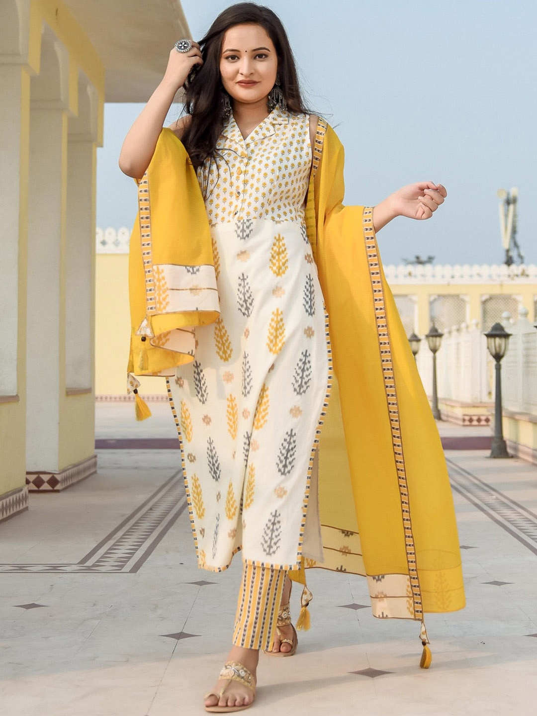 

Indian Virasat Women White Printed Pure Cotton Kurta with Trousers & With Dupatta