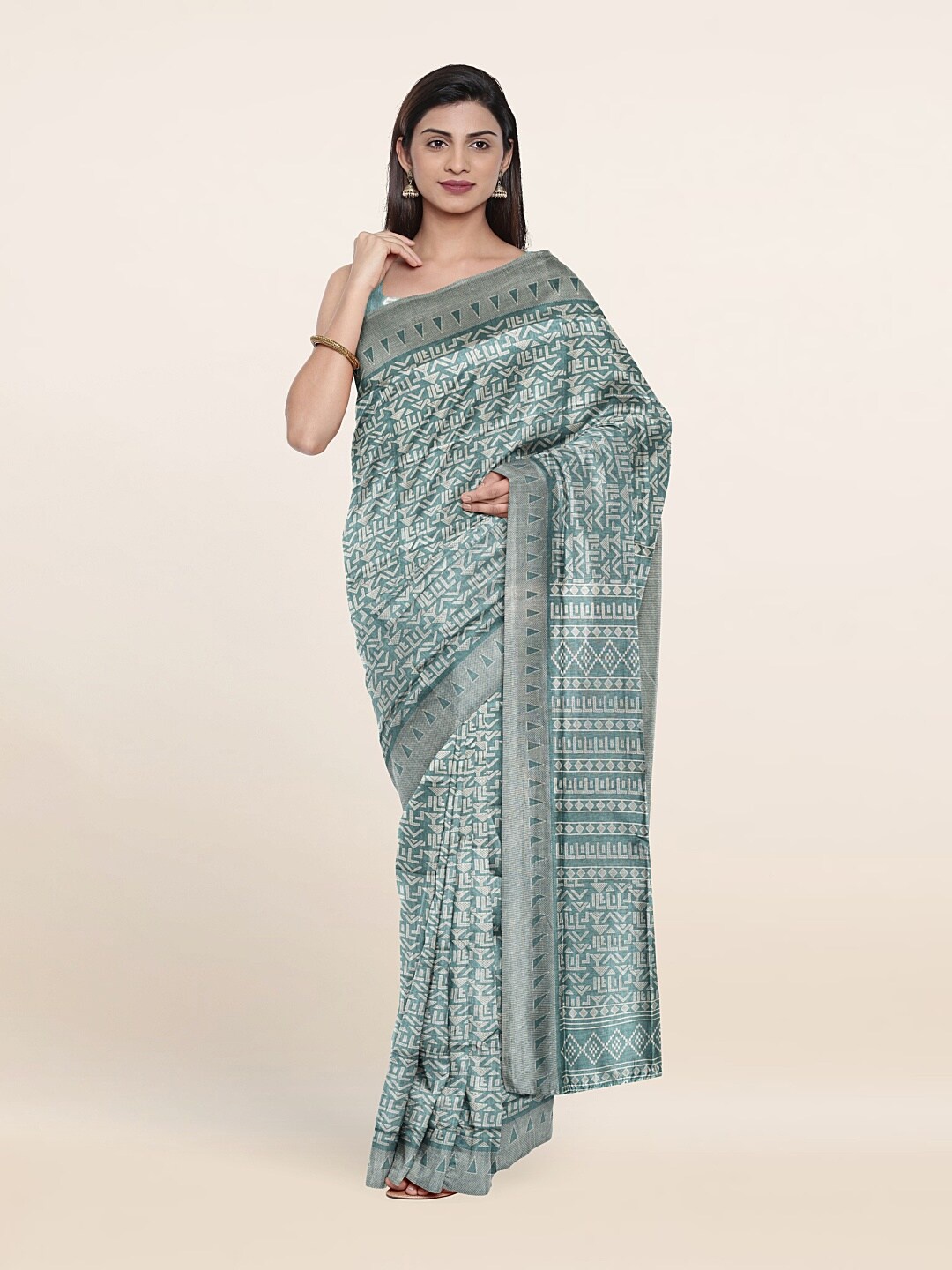 

Pothys Blue & White Geometric Printed Saree