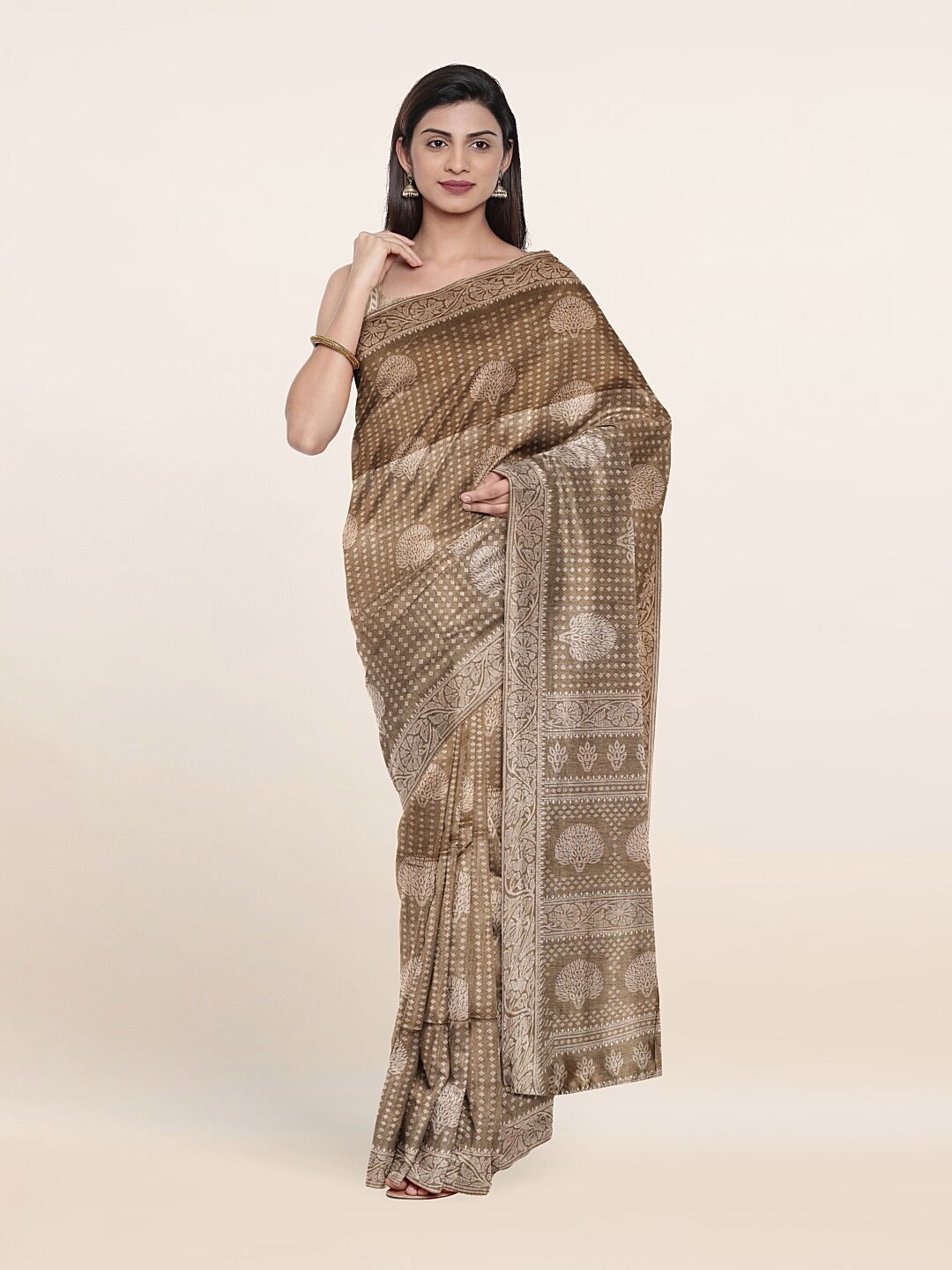 

Pothys Grey & White Ethnic Motifs Saree
