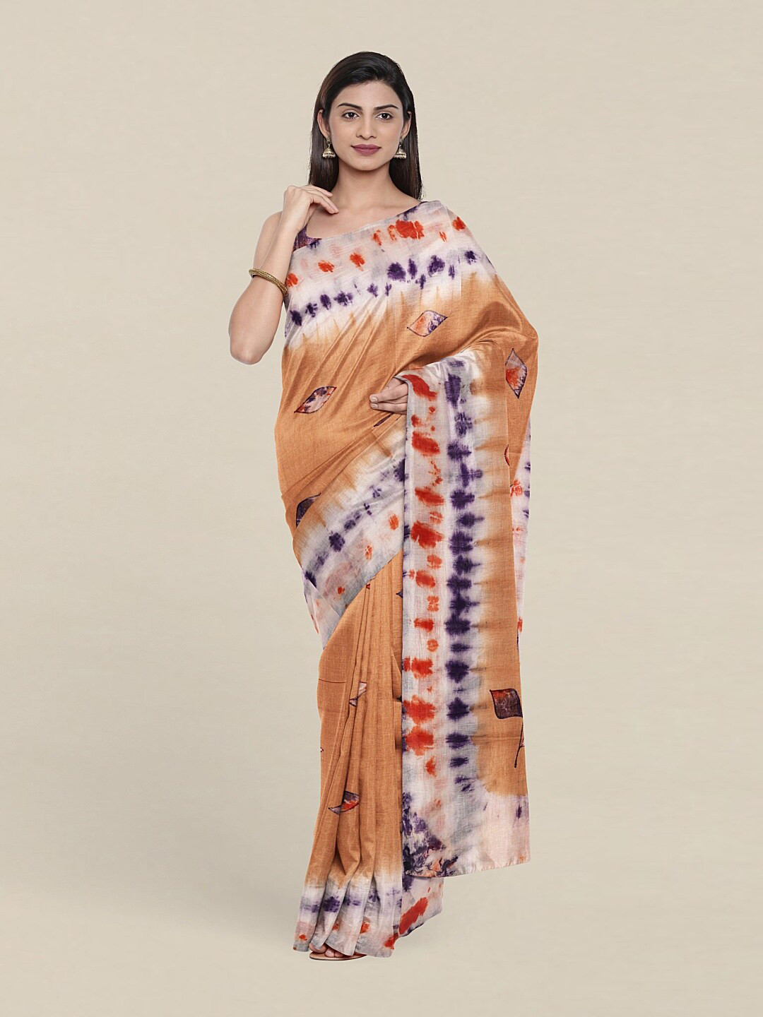 

Pothys Beige & Blue Floral Printed Pure Cotton Saree