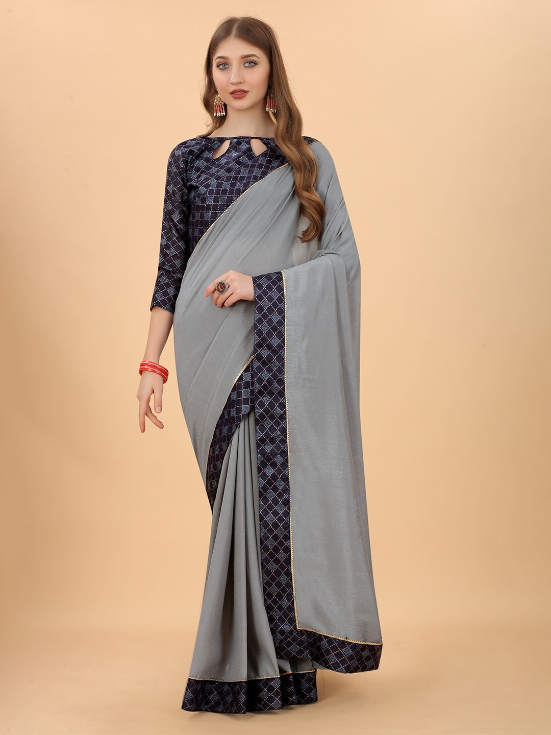 

KALINI Grey & Gold-Toned Zari Pure Silk Saree