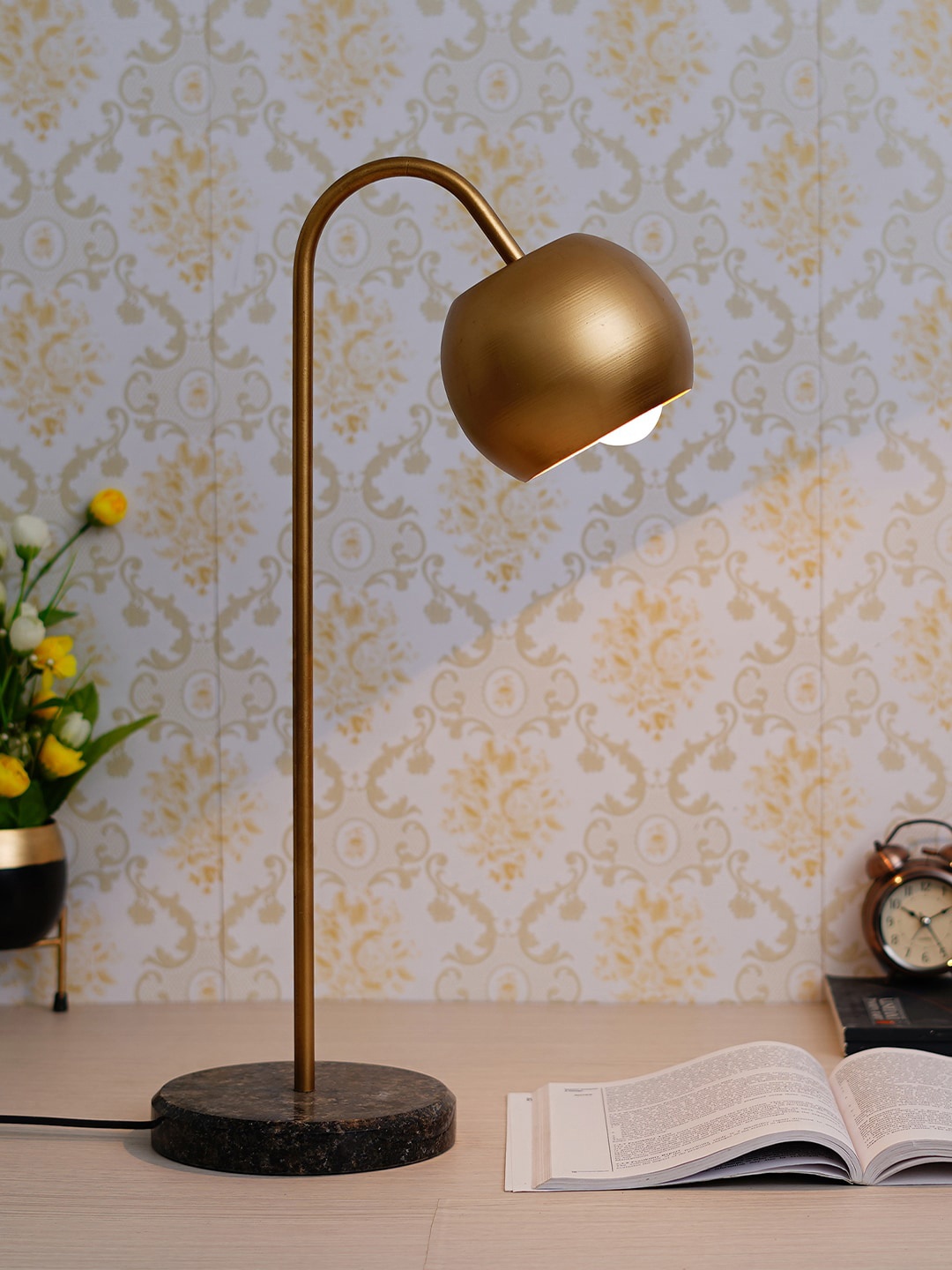 

eCraftIndia Golden & Black Modern Iron Night Table Lamp, Gold