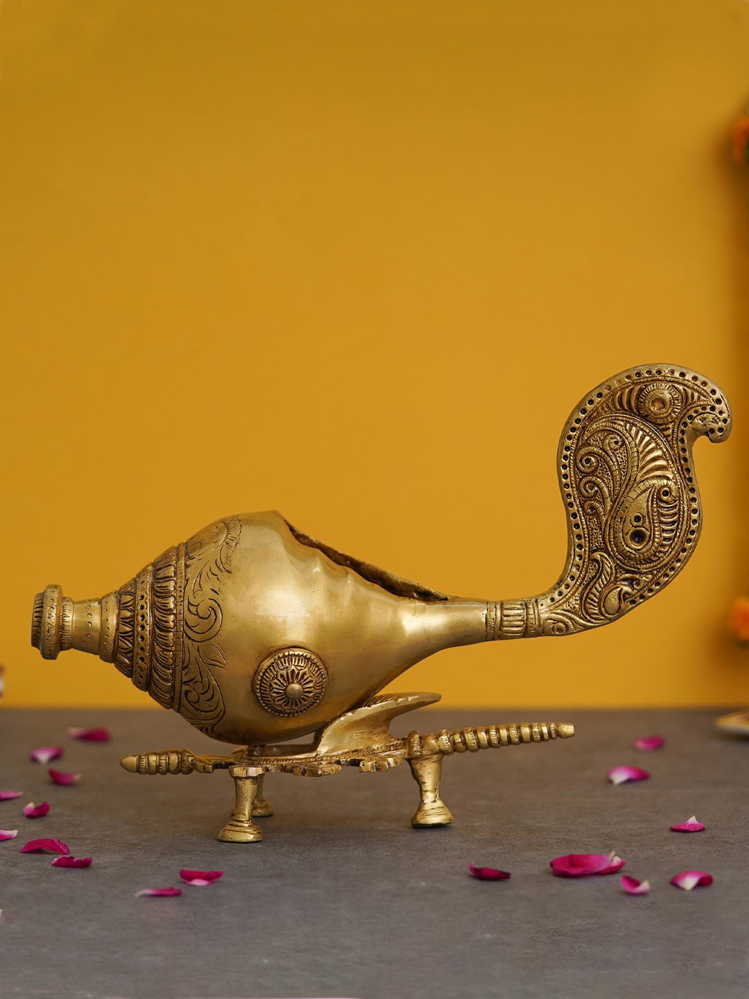 

eCraftIndia Gold-Toned Shankh Stand Decorative Showpiece
