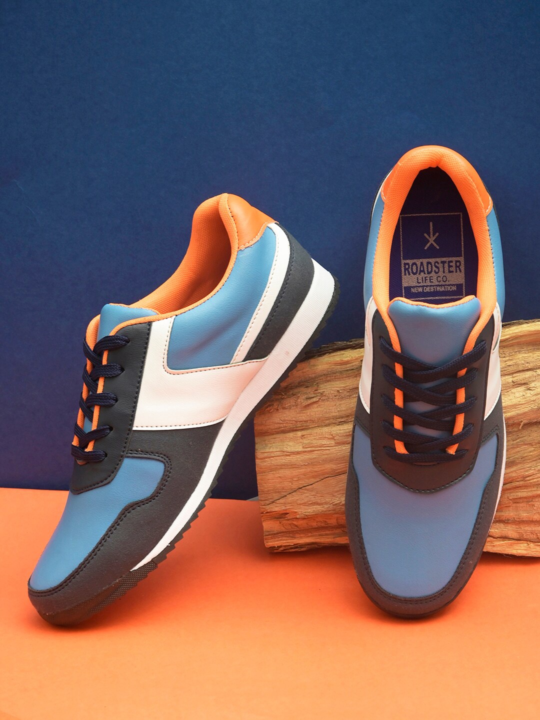 

Roadster Men Blue Colourblocked Sneakers