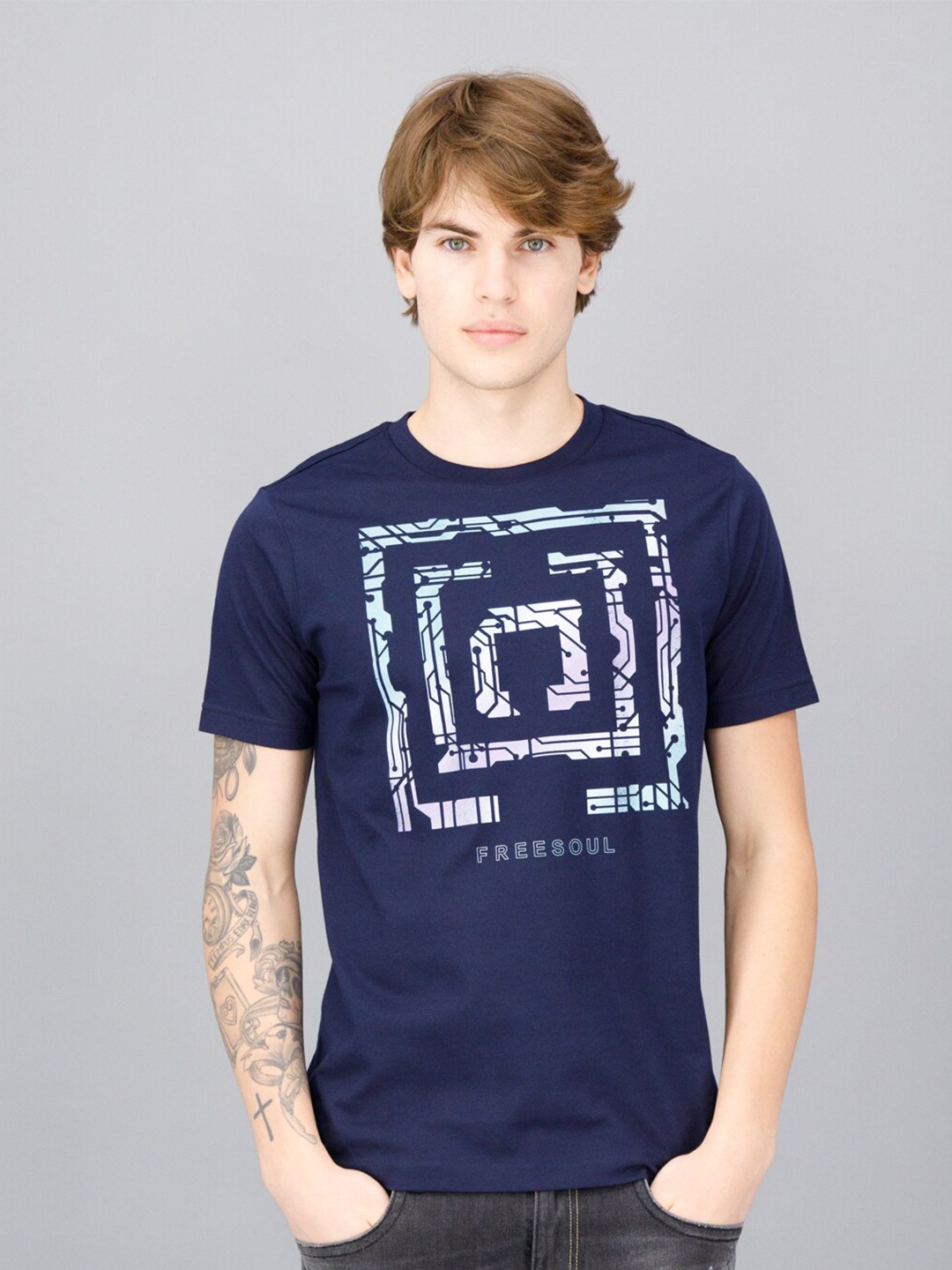 

FREESOUL Men Blue Printed T-shirt