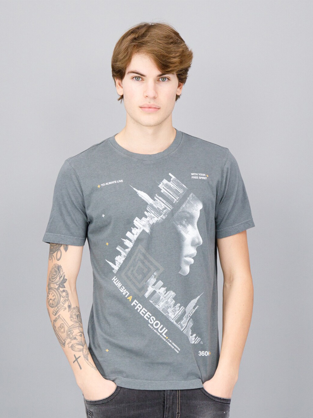

FREESOUL Men Grey Printed T-shirt