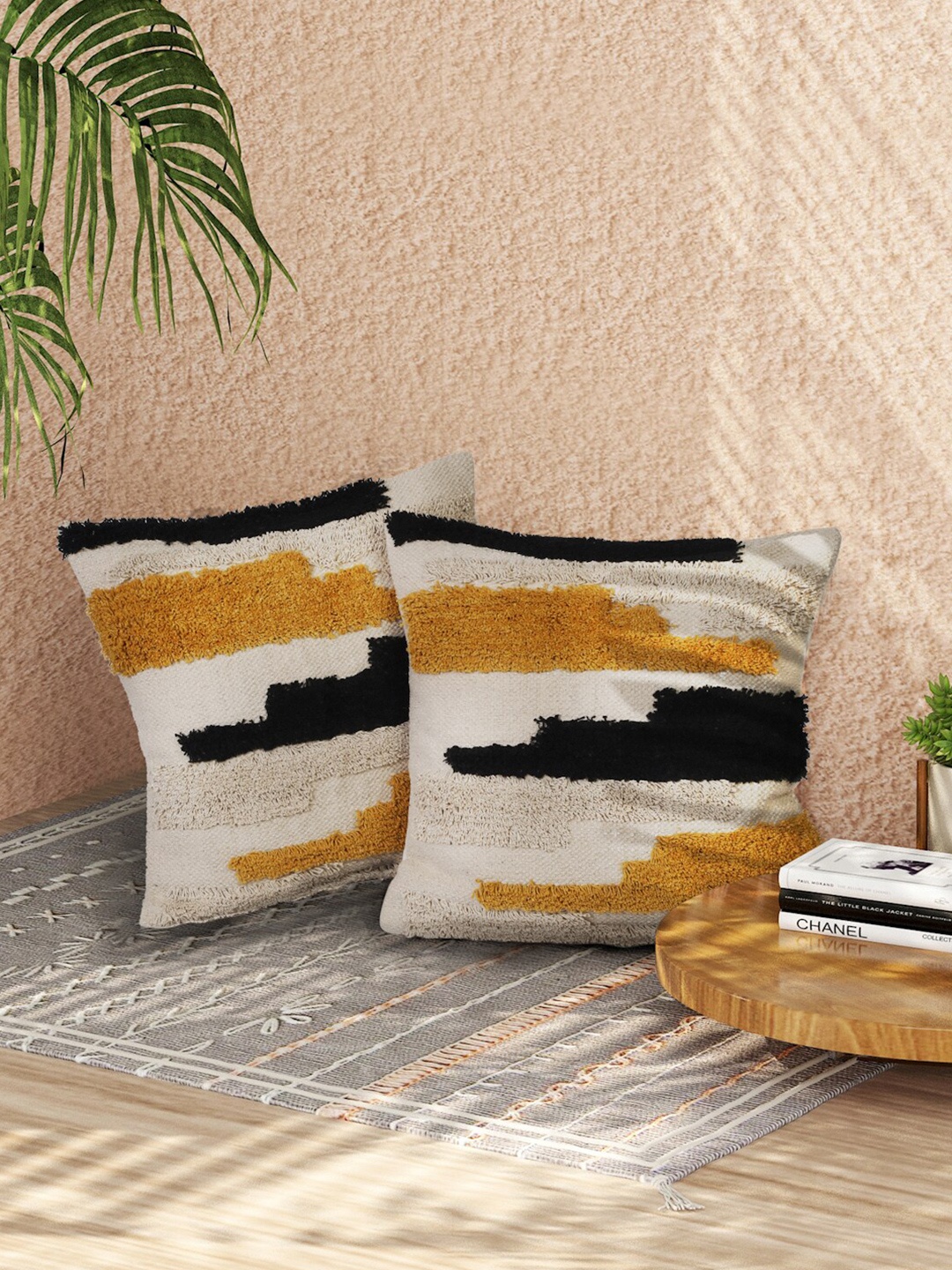 

Sangria Set of 2 Square Cushion Covers, Cream