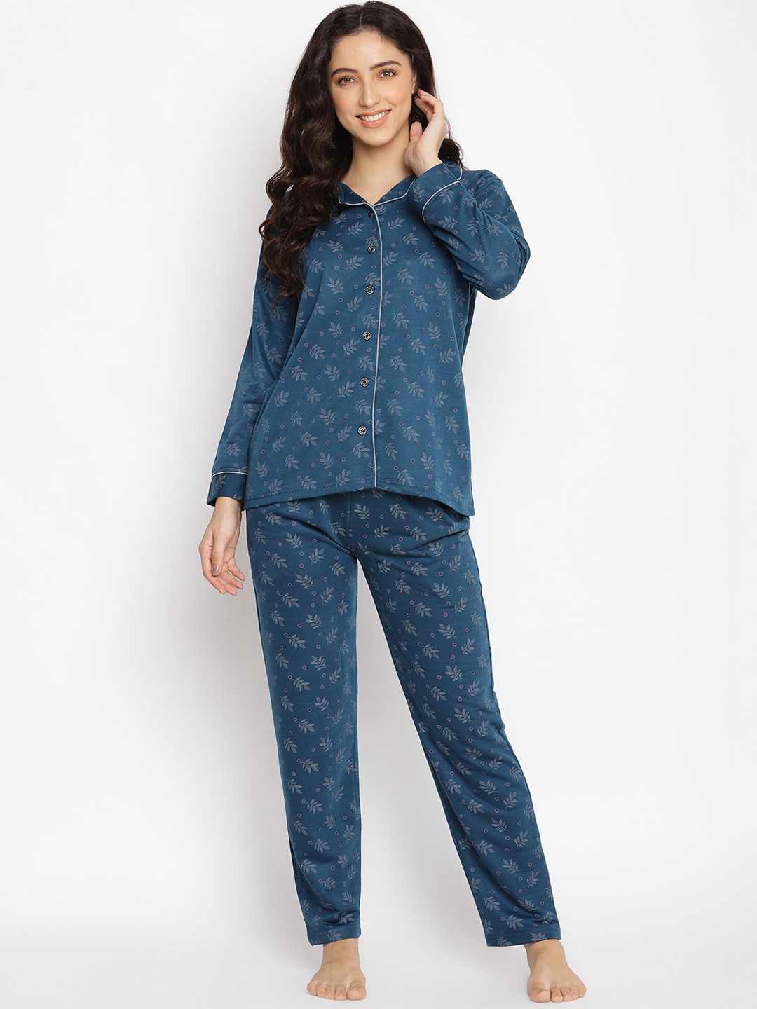 

Duchess Women Blue & White Printed Winter Night Suit