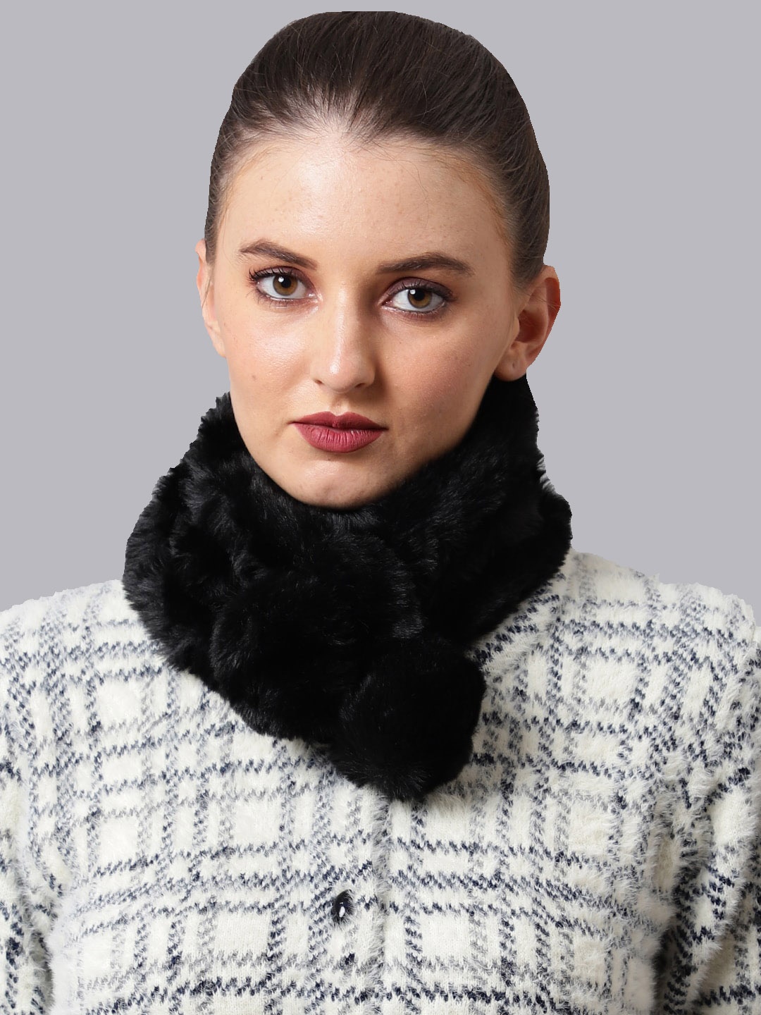 

ELLIS Women Black Solid Fur Wrap Collar Mufflers