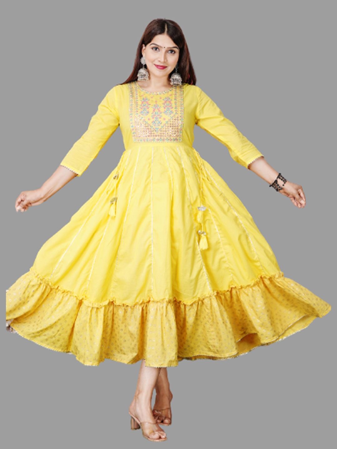 

aayusika Women Yellow Floral Yoke Design Thread Work Cotton Anarkali Kurta