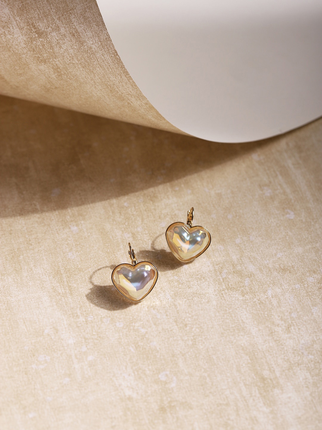 

RITU SINGH Gold-Toned Heart Shaped Pearl Drop Earrings