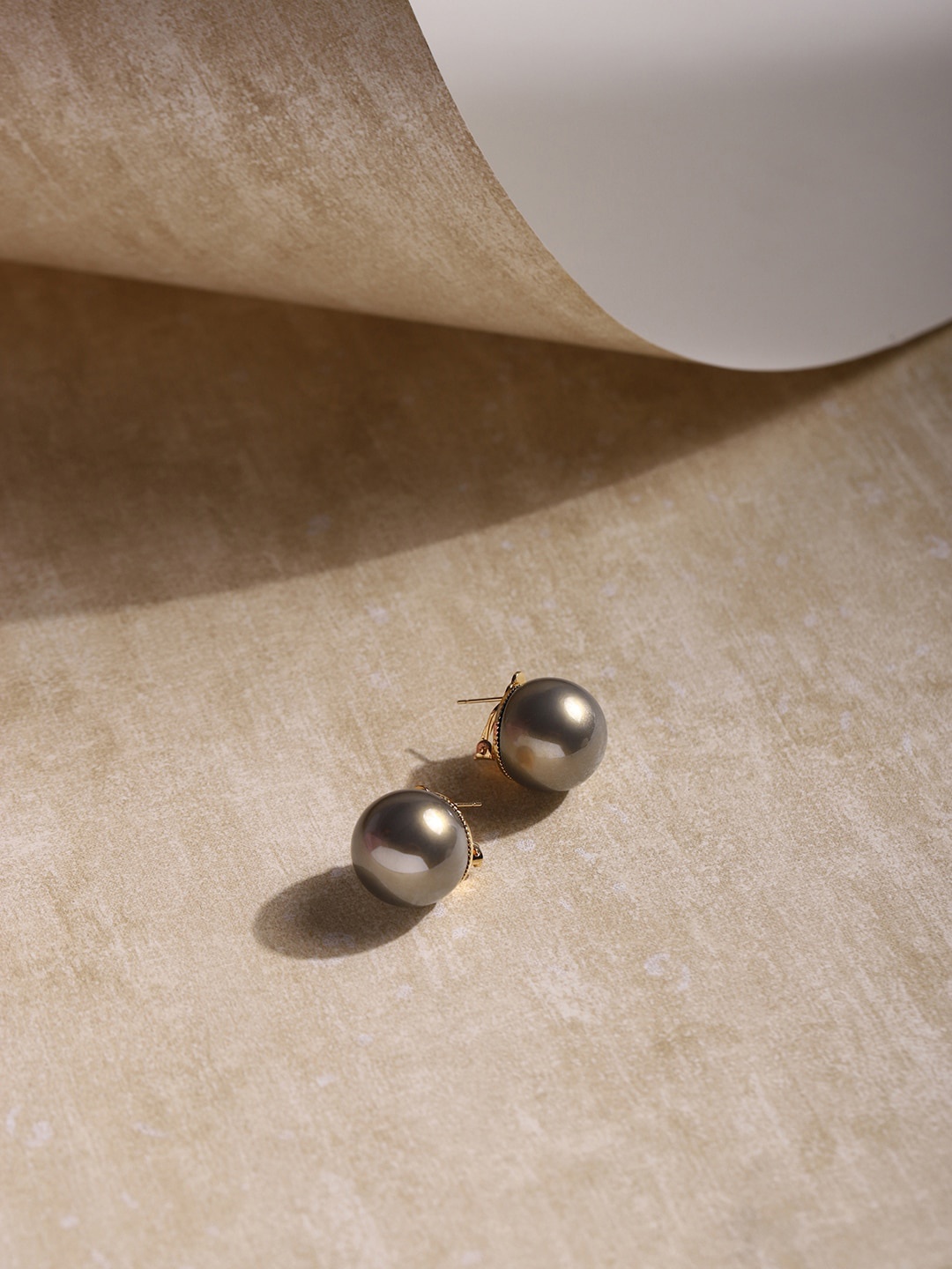 

RITU SINGH Grey Contemporary Studs Earrings