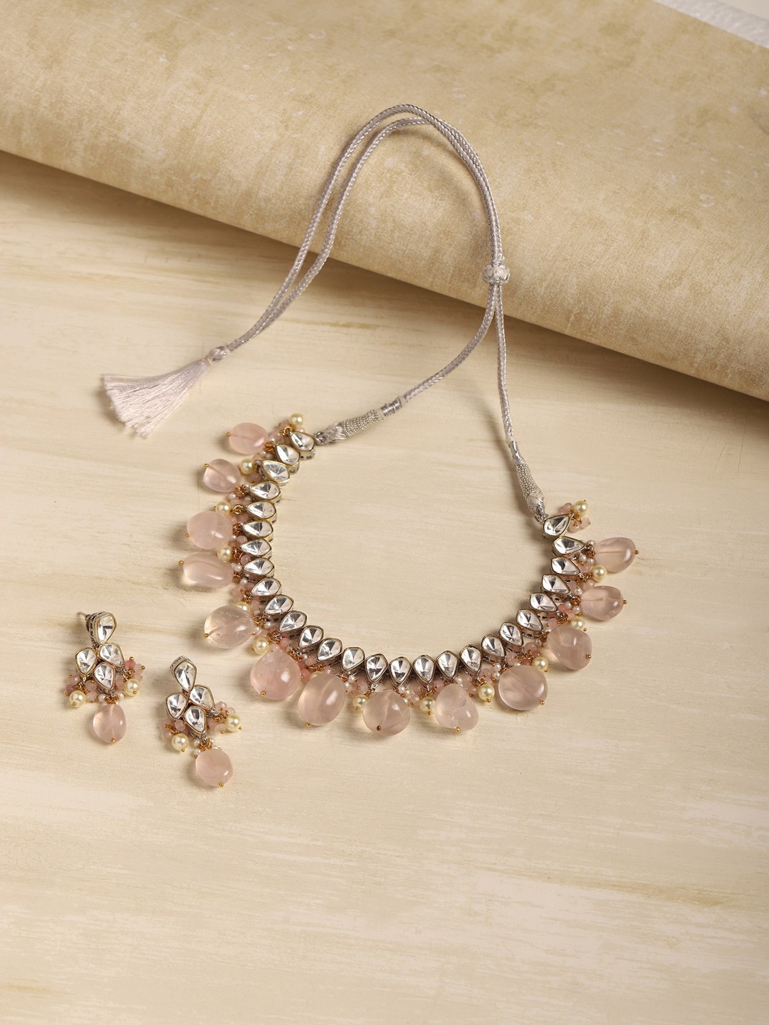 

RITU SINGH Women Pink Kundan Choker with Earrings