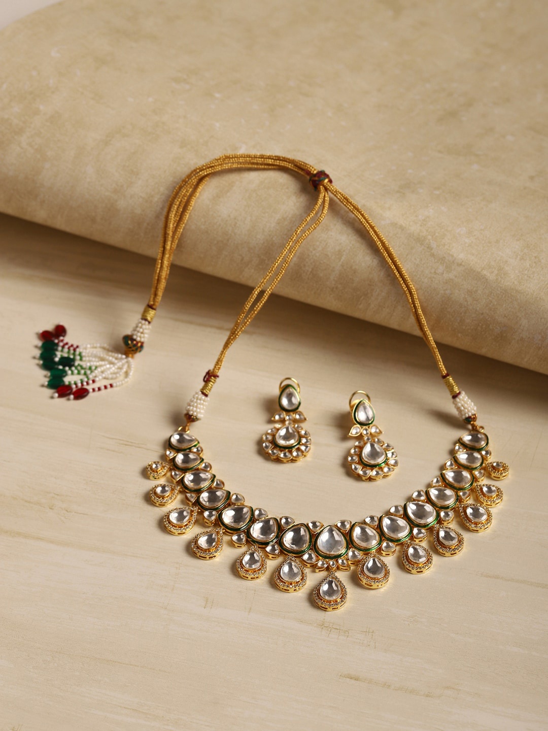 

RITU SINGH Gold-Plated White Kundan Stone-Studded Jewellery Set