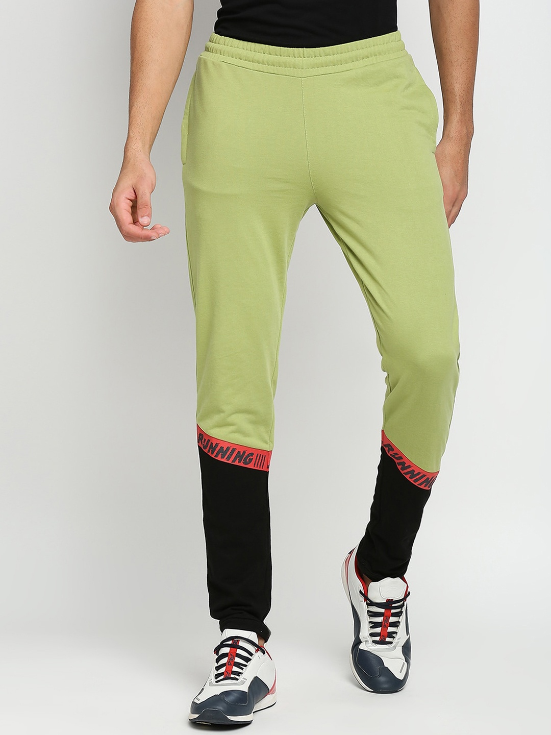 

FiTZ Men Olive Green And Black Colourblocked Solid Anti Odour Slim Fit Track Pant