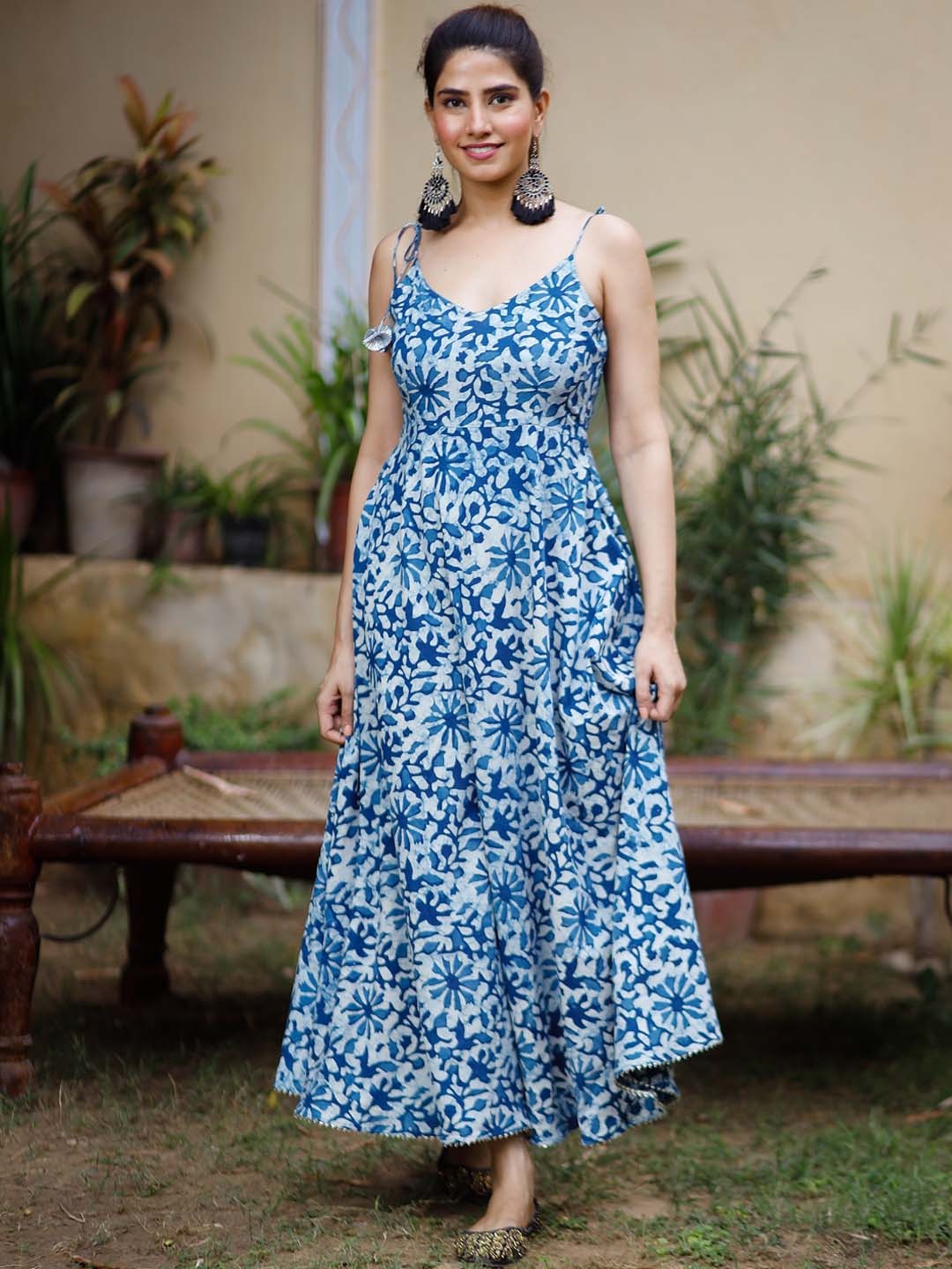 

Thread & Button Blue Floral Pure Cotton Dress