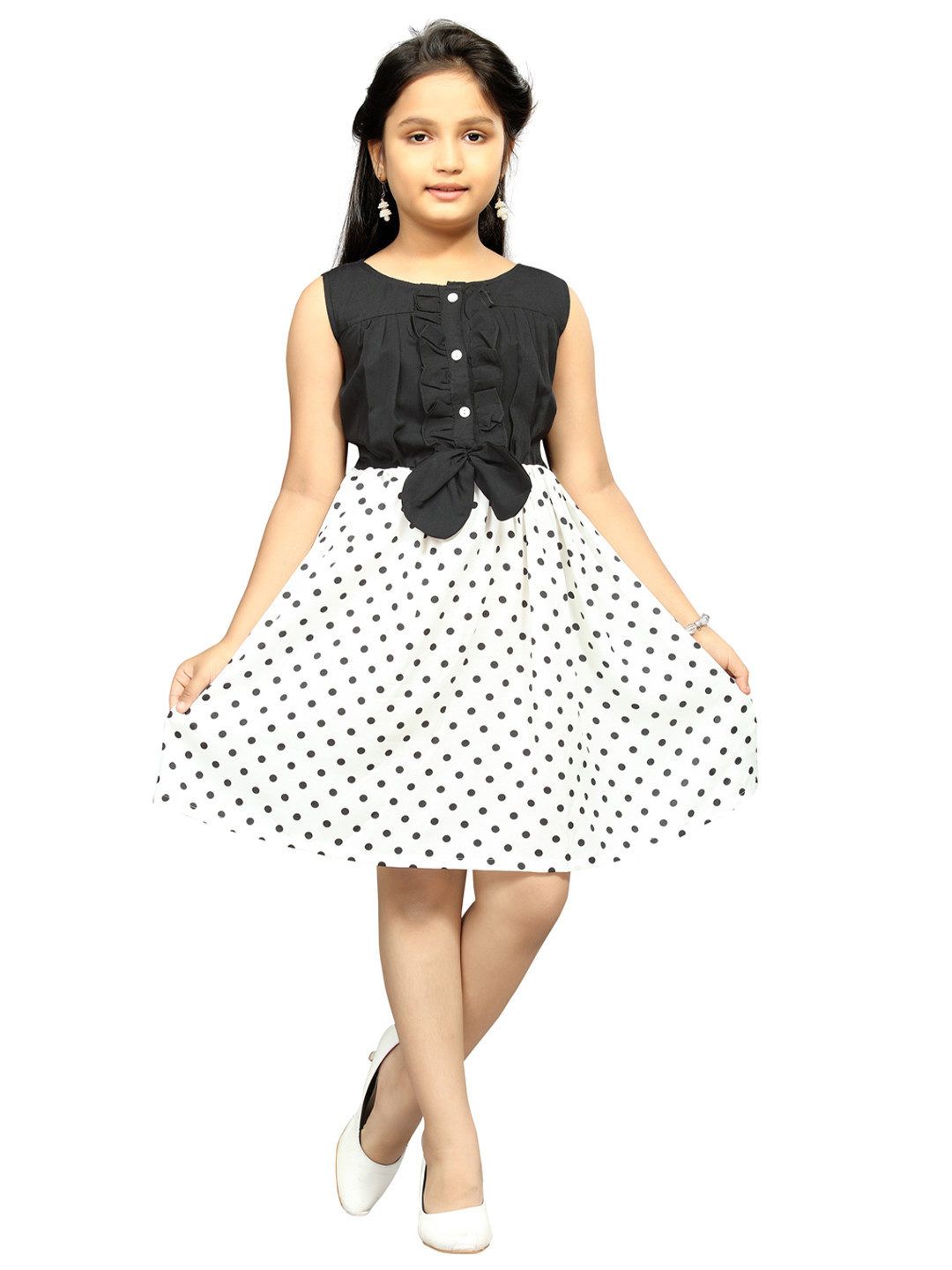 

Aarika Girls Black & White Cotton Printed Dress