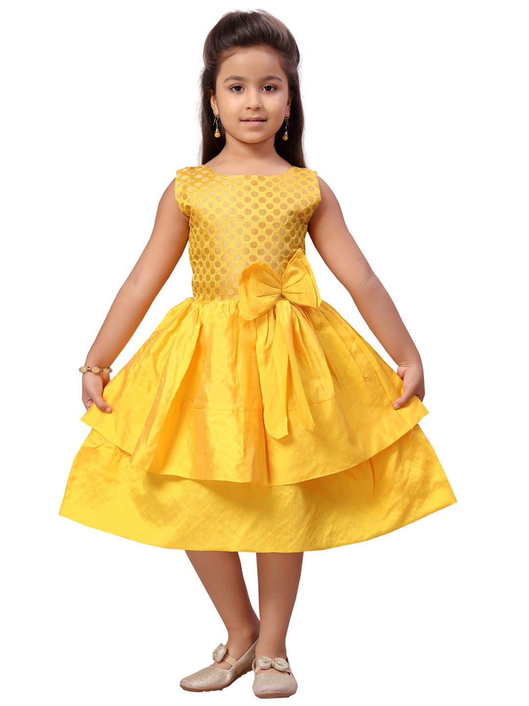 

Aarika Girls Gold-Toned & Yellow Self Design Dress