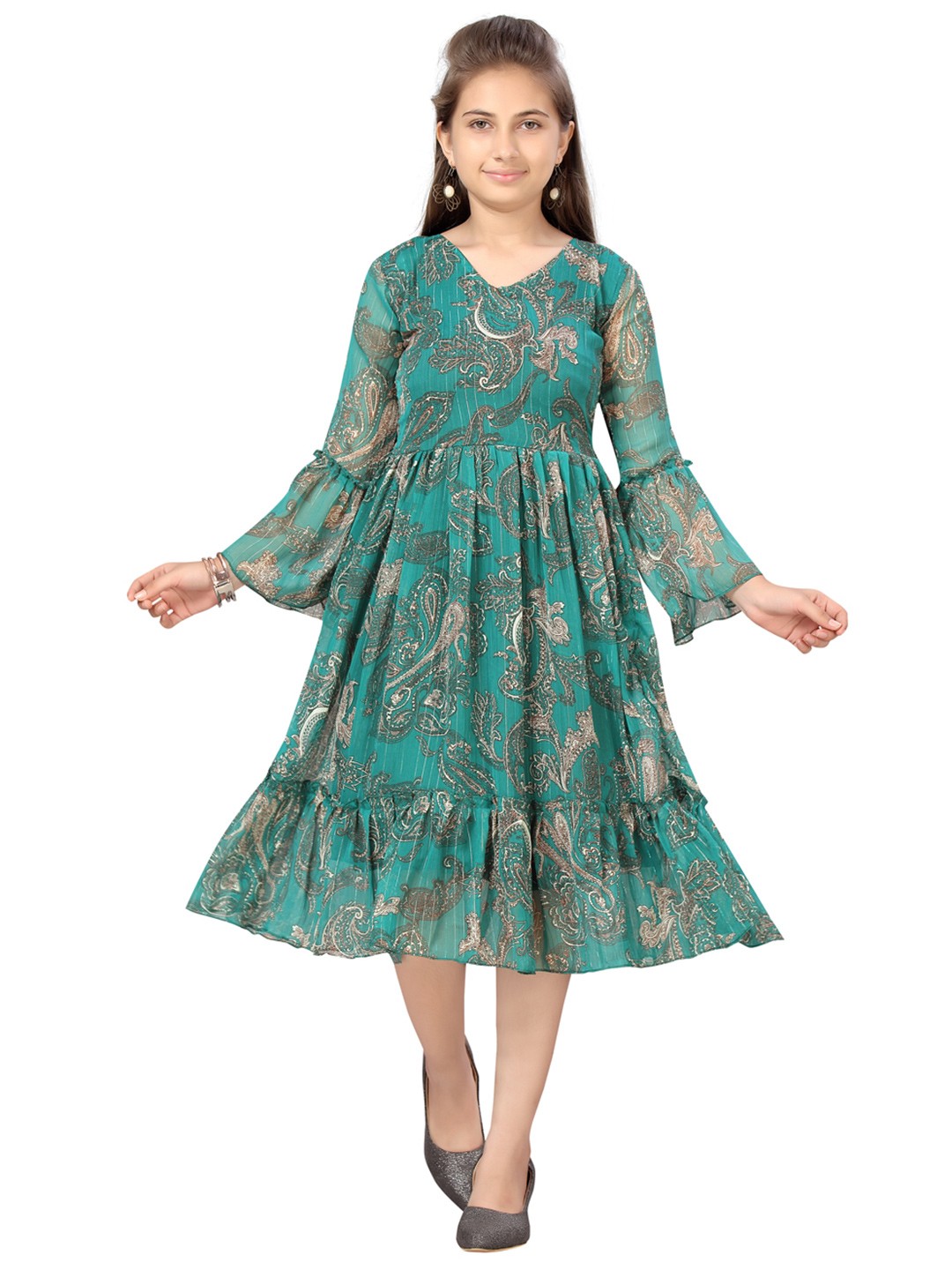 

Aarika Green Floral Georgette Midi Dress