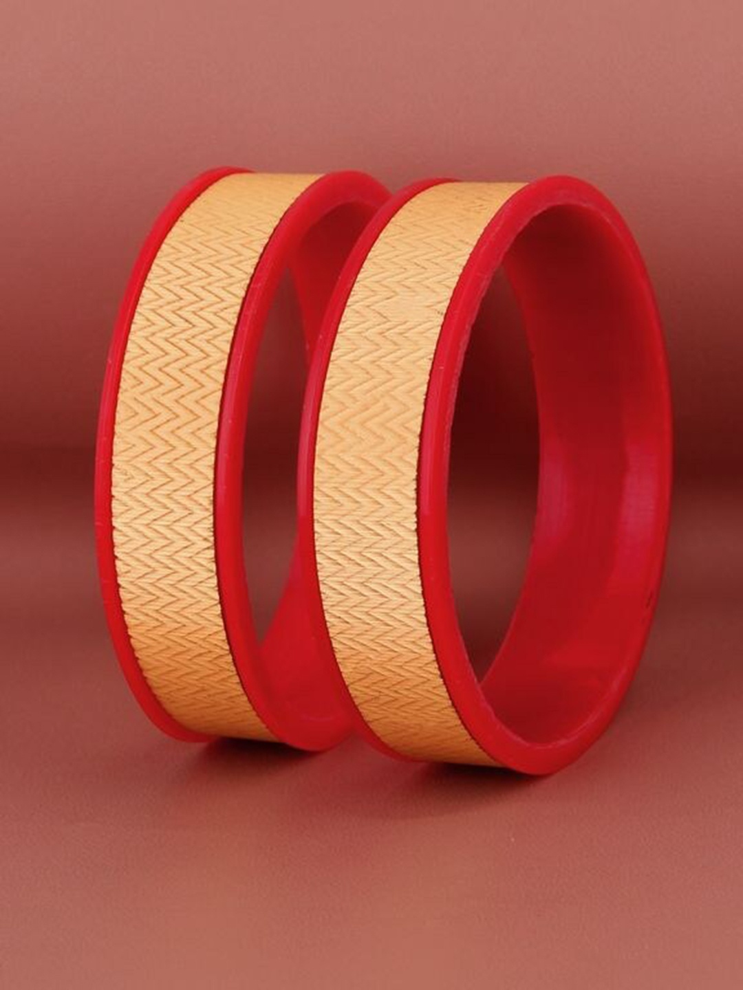 

LUCKY JEWELLERY Maroon & Gold-Toned Sankha & Bengali Pola Traditional Bangles