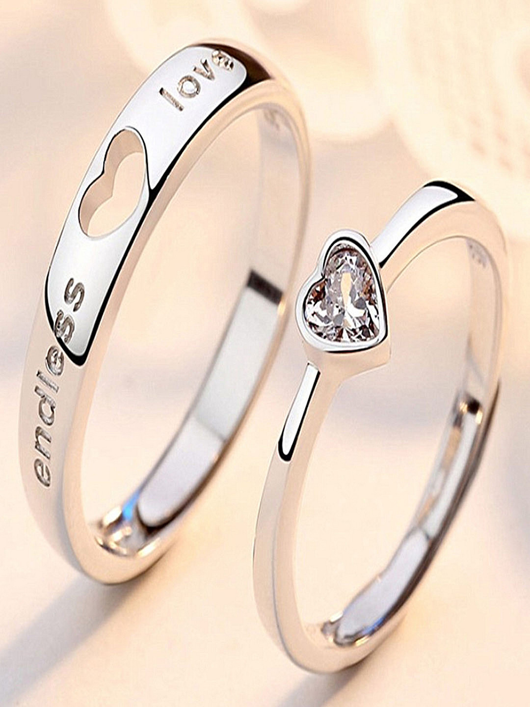 

UNIVERSITY TRENDZ Set Of 2 Silver-Plated White CZ-Studded Finger Ring