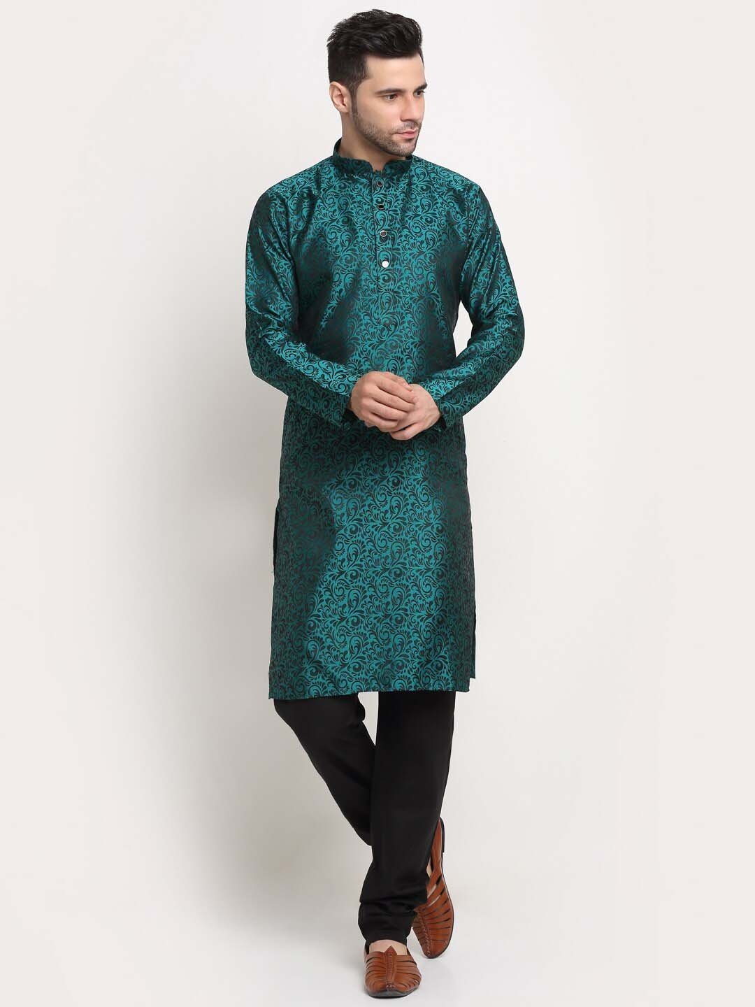 

KRAFT INDIA Men Jacquard Woven Design Kurta with Churidar, Green