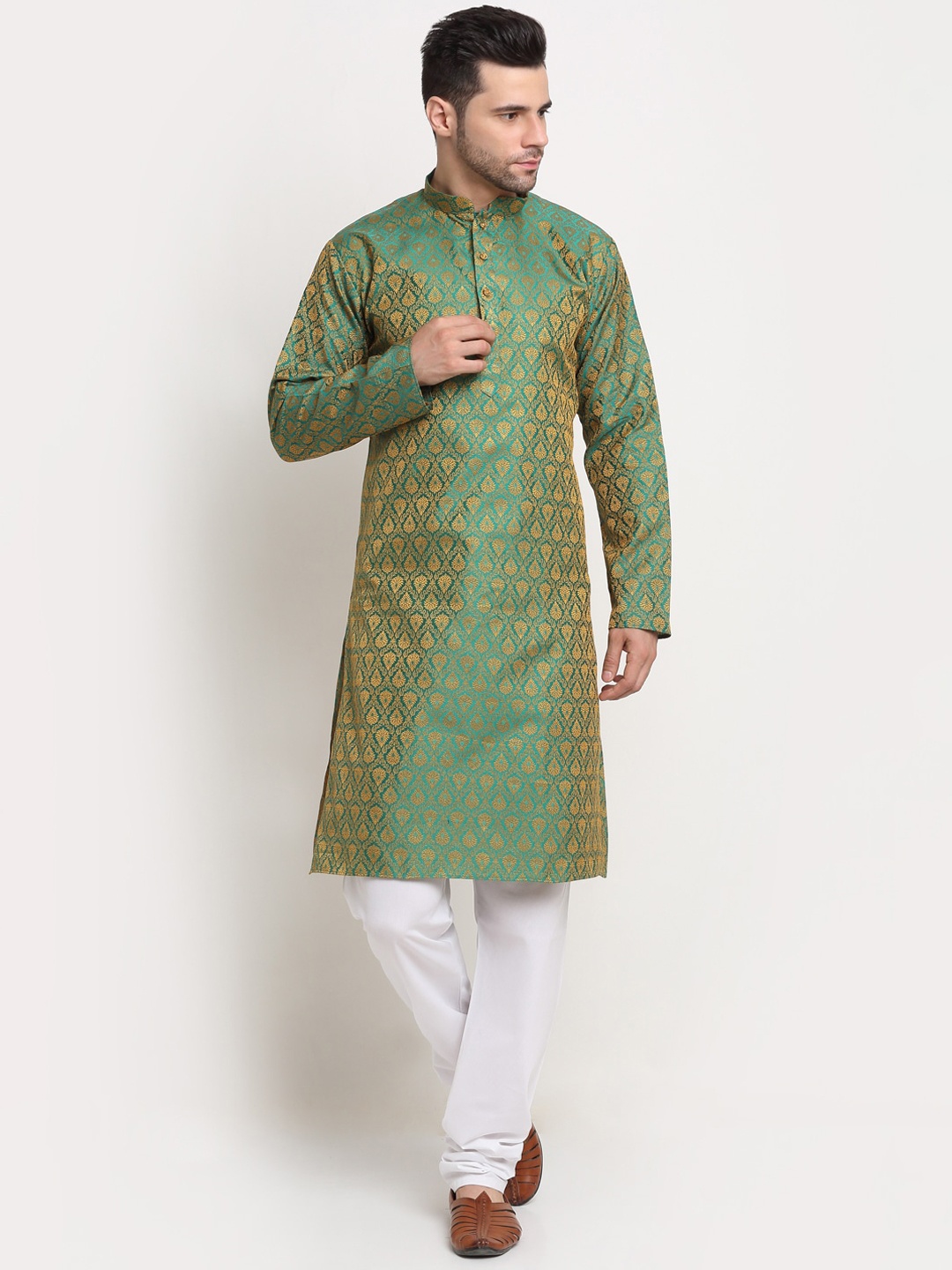 

KRAFT INDIA Men Green & Gold-Toned Ethnic Motifs Jacquard Kurta